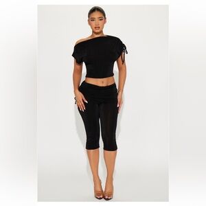 Black Capri set